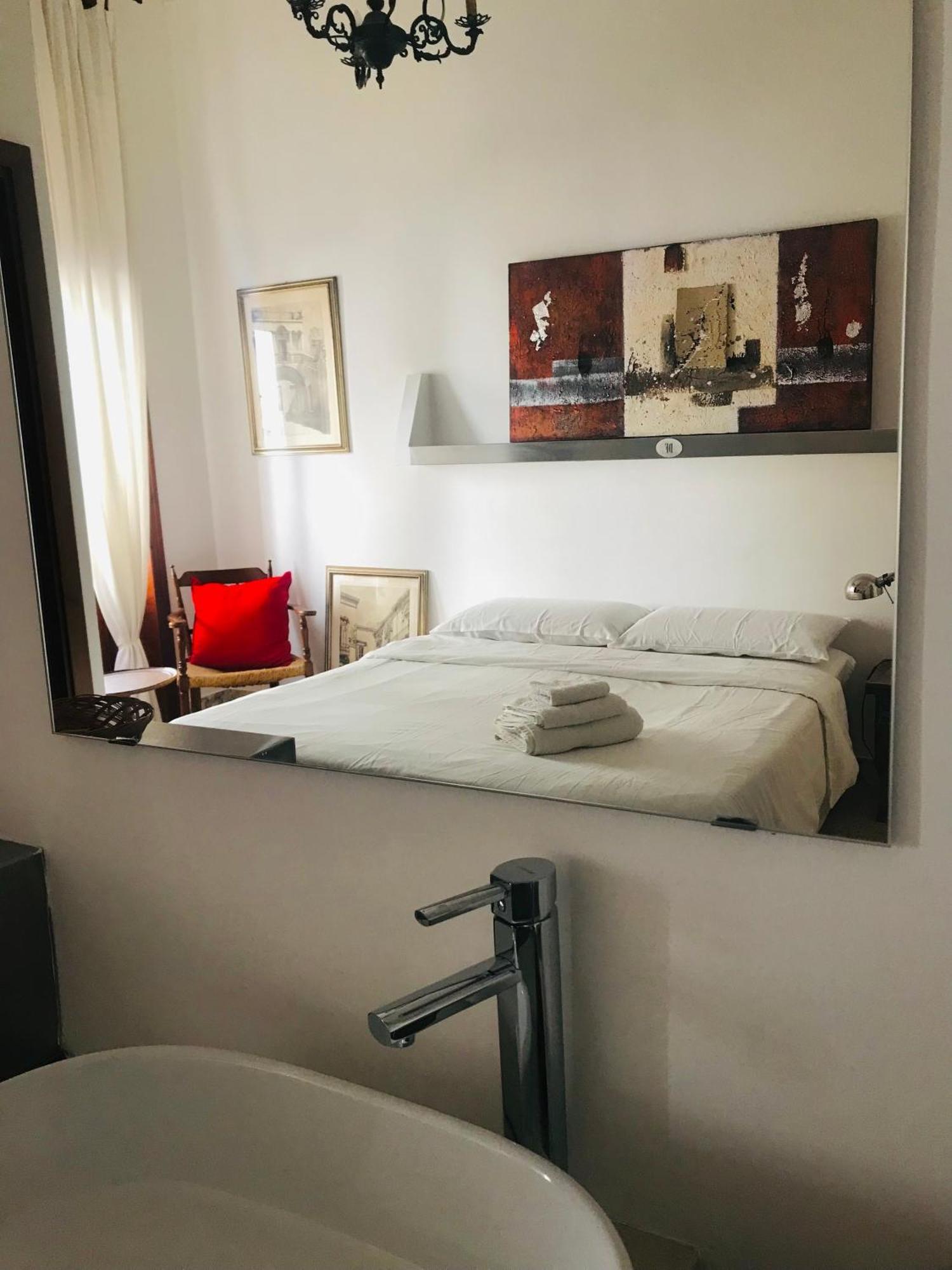 Donna Franca Bed & Breakfast Лече Екстериор снимка